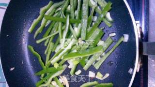 尖椒肉丝的做法步骤：4