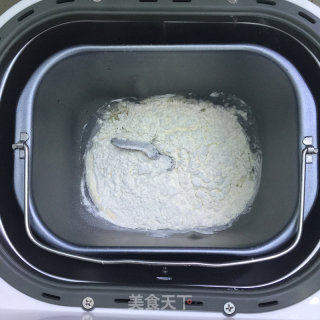 油酥烧饼的做法步骤：1