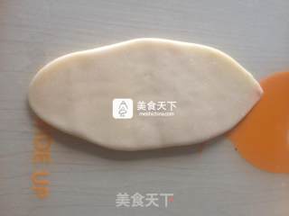 奶黄味的老婆饼的做法步骤：7