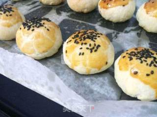 蛋黄酥的做法步骤：9