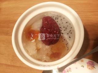 桃胶银耳火龙果（隔水炖）的做法步骤：4