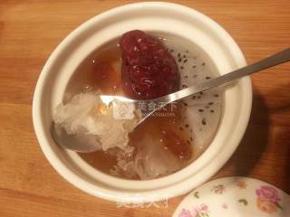 桃胶银耳火龙果（隔水炖）的做法步骤：6