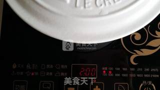 红烧排骨腊味双拼煲仔饭的做法步骤：7