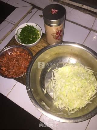 萝卜丝火腿炊饼的做法步骤：2