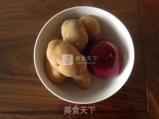 土豆饼的做法步骤：1