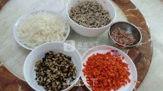 饺子（胡萝卜香菇馅）的做法步骤：6