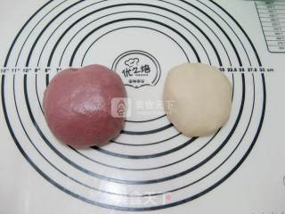 枣泥酥皮的做法步骤：1