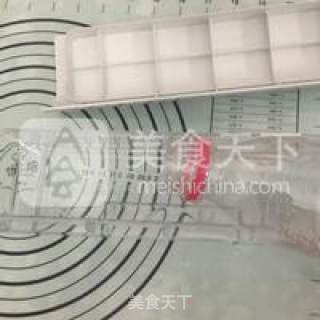蒸蛋糕的做法步骤：1