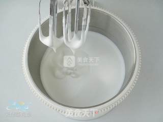 万圣节蜘蛛杯子蛋糕的做法步骤：5