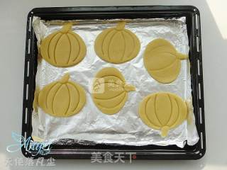 万圣节糖霜南瓜饼干的做法步骤：9