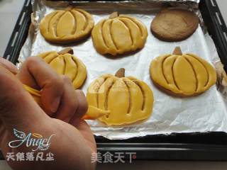 万圣节糖霜南瓜饼干的做法步骤：14