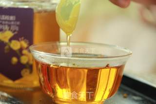 蜂蜜桂花白茶的做法步骤：5