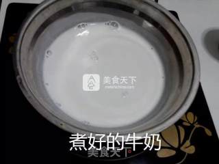 在家煮奶茶的做法步骤：6