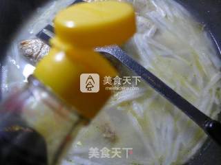 萝卜丝小黄鱼汤的做法步骤：5