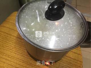 香菇皮蛋瘦肉粥的做法步骤：4