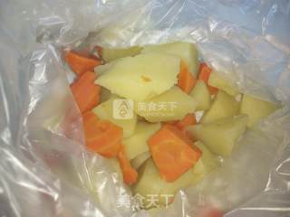 发点不一样的食谱——基础版自制狗粮的做法步骤：2