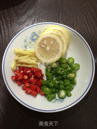 柠檬鸡爪的做法步骤：2