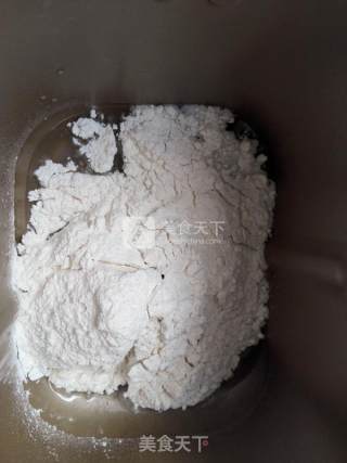 蛋黄酥的做法步骤：1