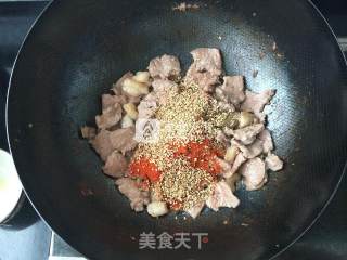 孜然羊肉的做法步骤：8