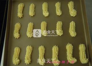 奶酪软酥条的做法步骤：7