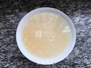 自制绿豆糕的做法步骤：1