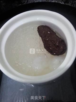 雪燕雪蛤红枣汤的做法步骤：3