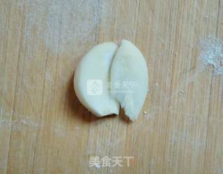 蒜香梅花摆盘的做法步骤：3