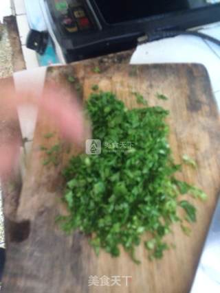 锅贴的做法步骤：1