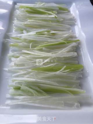 京酱肉丝的做法步骤：9