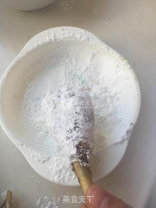 炸鸡腿的做法步骤：4