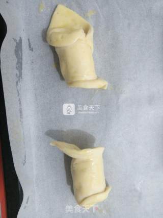 烤肠酥皮卷（附酥皮制作过程）的做法步骤：24