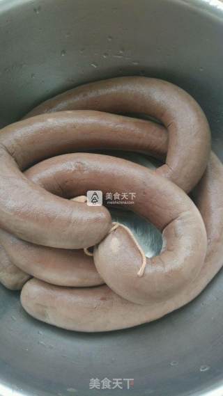 私房五花肉酸菜血肠的做法步骤：5