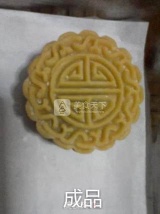广式豆沙蛋黄月饼的做法步骤：32