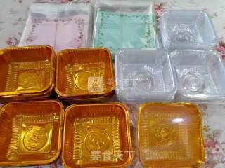 广式豆沙蛋黄月饼的做法步骤：43