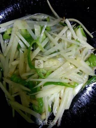 青椒土豆丝的做法步骤：7