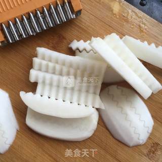 小米椒萝卜条的做法步骤：2