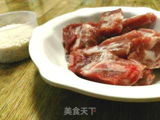 荷叶糯米排骨的做法步骤：1