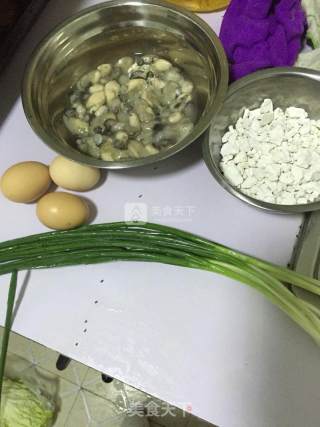 海蛎鸡蛋饼的做法步骤：1