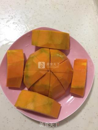 蒸南瓜的做法步骤：1