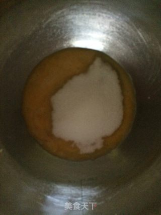 甜甜圈的做法步骤：3