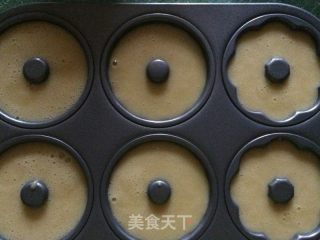 甜甜圈的做法步骤：7