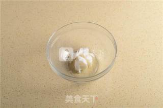 异常好吃的——核桃酥的做法步骤：1
