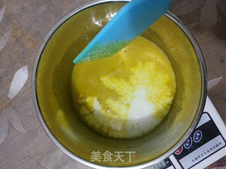 无油牛奶戚风蛋糕的做法步骤：4