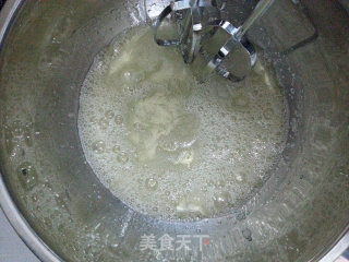 无油牛奶戚风蛋糕的做法步骤：9