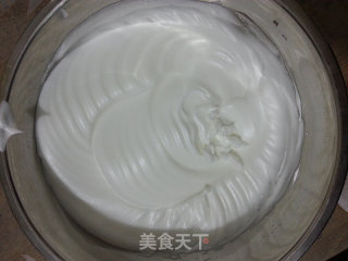 无油牛奶戚风蛋糕的做法步骤：11