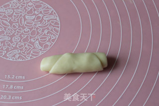 豆沙蛋黄酥的做法步骤：18