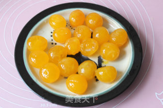 豆沙蛋黄酥的做法步骤：24
