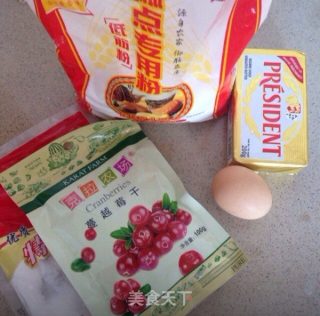 蔓越莓饼干的做法步骤：1