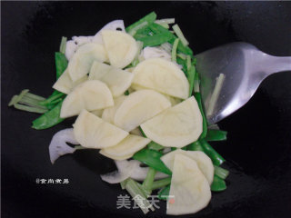 麻辣素干锅的做法步骤：4