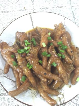 卤鸡爪的做法步骤：2